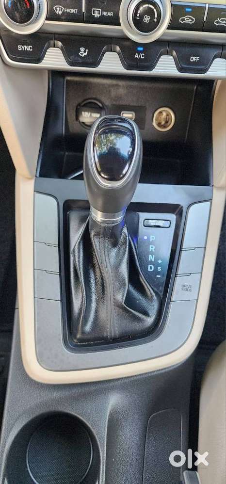 Hyundai Elantra Vtvt Sx At, 2020, Petrol