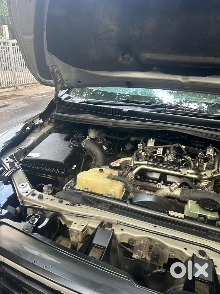 Toyota Innova Crysta [2020-ongoing] 2.7 Gx Mt 7 Str, 2023, Diesel