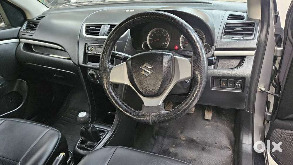 Maruti Suzuki Swift Vxi + Manual, 2012, Petrol