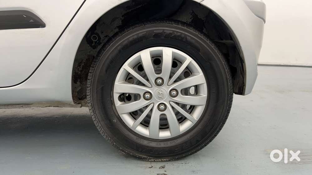 Hyundai I10 Sportz 1.1 Irde2, 2015, Petrol