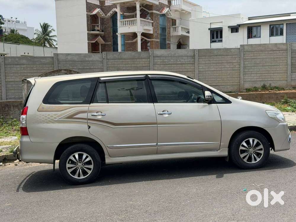Toyota Innova 2.5 Z Diesel 7 Seater, 2015, Diesel