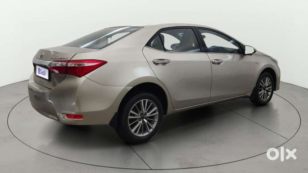 Toyota Corolla Altis 1.8 Gl, 2015, Petrol