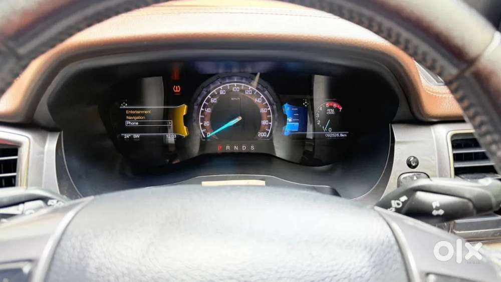 Ford Endeavour 3.2 Titanium At 4x4, 2017, Diesel