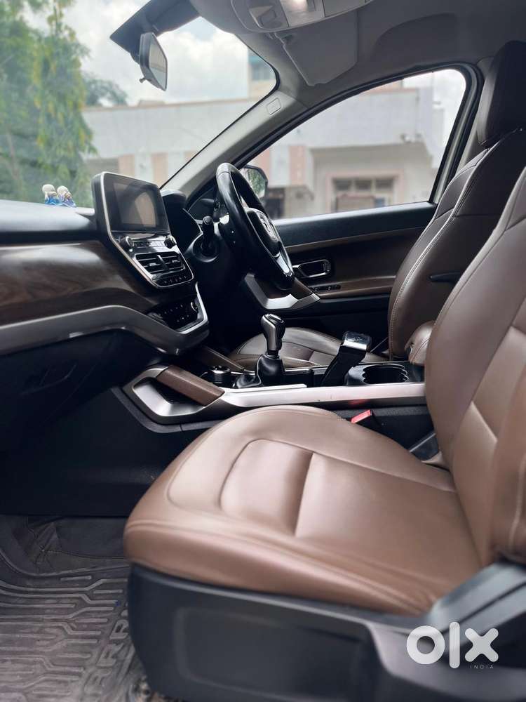 Tata Harrier 2.0 Kryotec Xz Sunroof, 2019, Diesel