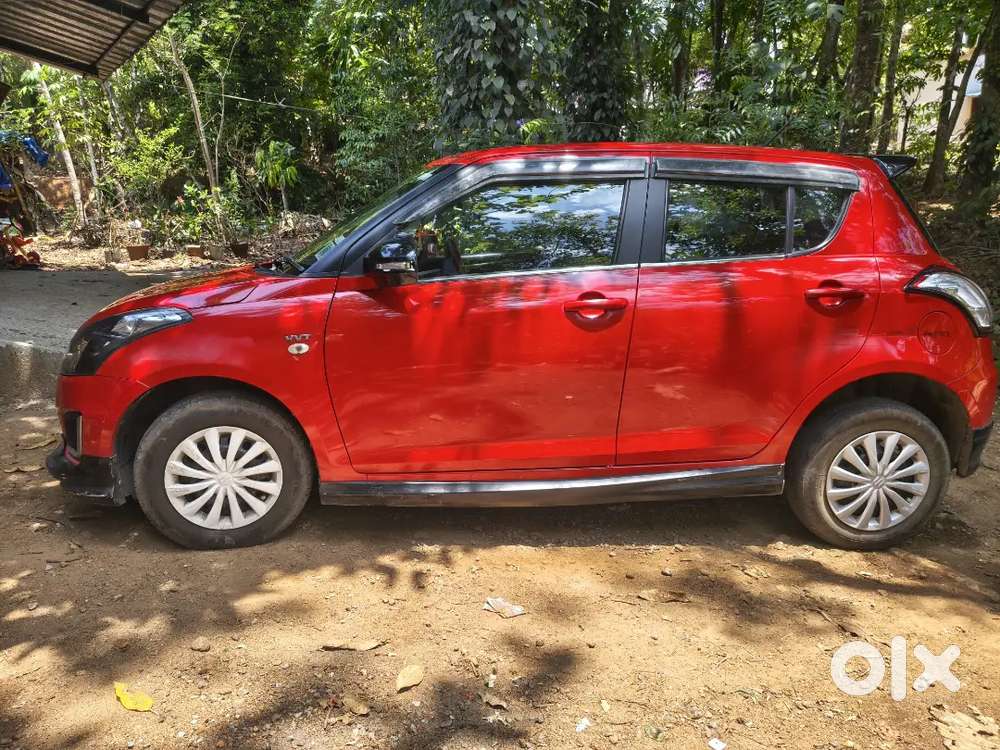 Maruti Suzuki Swift Lxi 2017