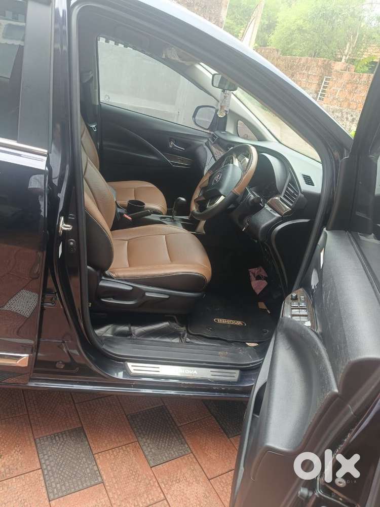 Toyota Innova Crysta [2020-ongoing] 2.4 Gx At 8 Str, 2022, Diesel