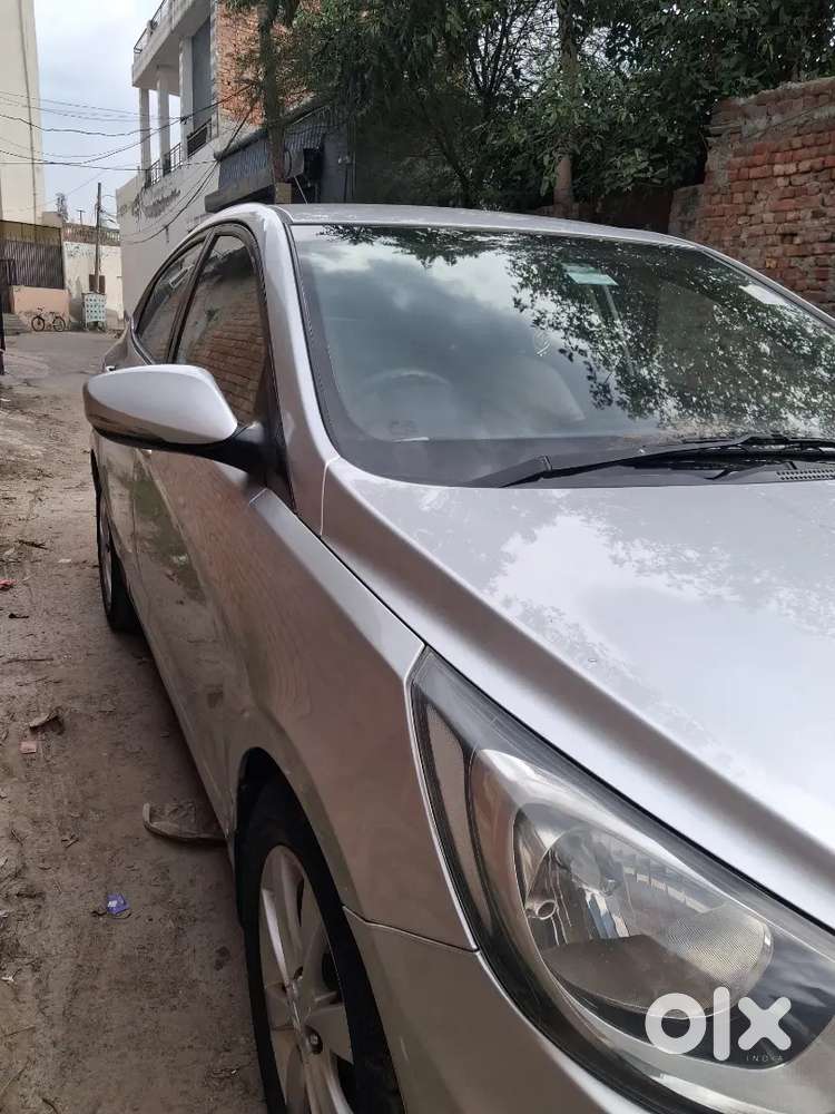 Hyundai Verna 2013 Diesel 120000 Km Driven