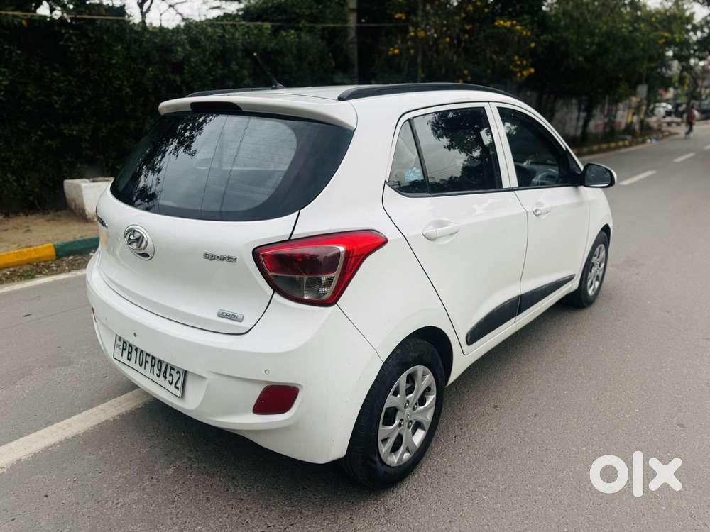 Hyundai Grand I10 1.2 Crdi Sportz Option, 2016, Diesel