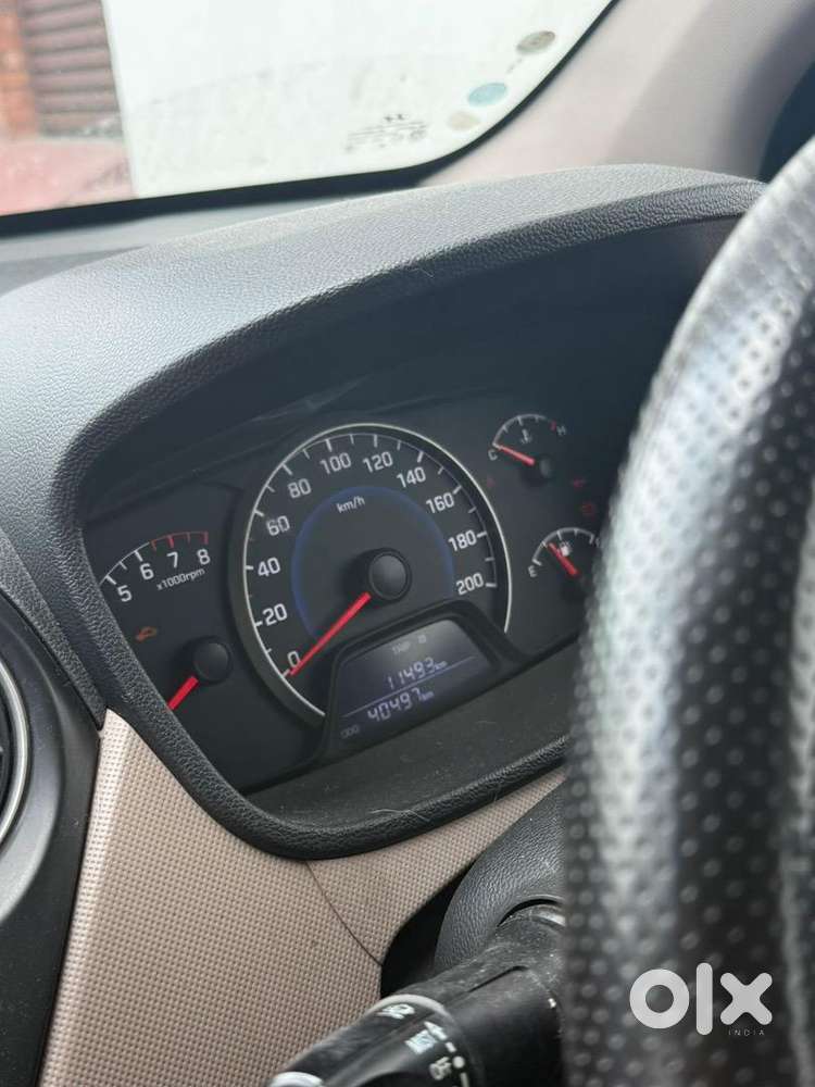 Hyundai Grand I10 2015 Petrol 40497 Km Driven