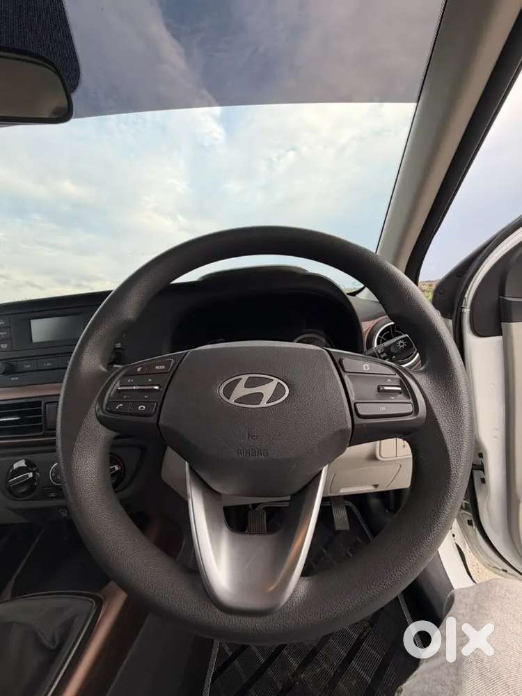 Hyundai Aura 2024 Cng & Hybrids 32000 Km Driven