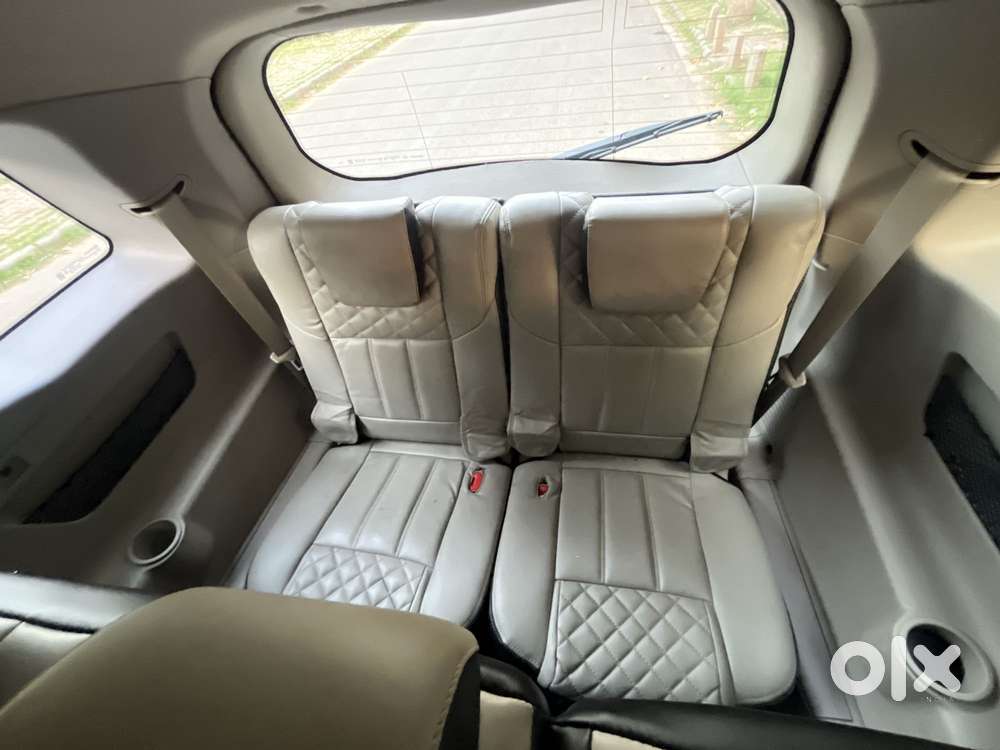 Mahindra Xuv500 W6 At, 2016, Diesel