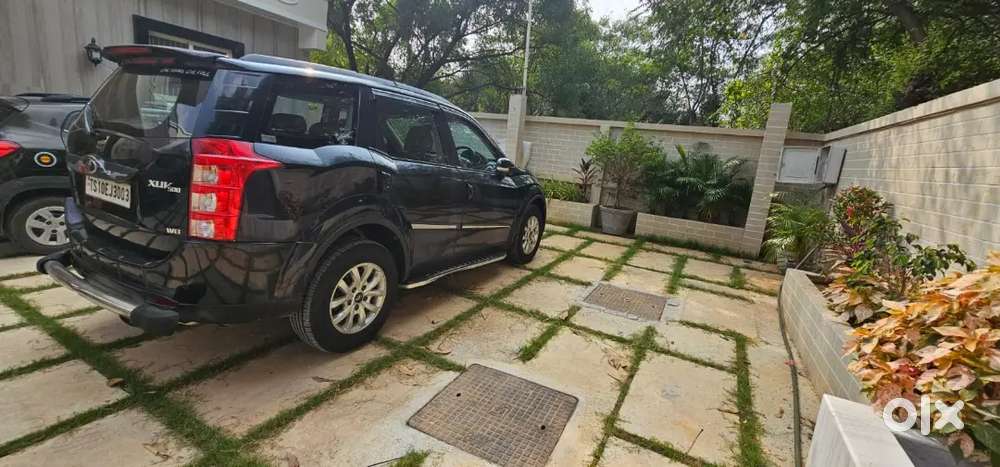 First Owner  Mahindra W8 Xuv500 Diesel Manual 2016