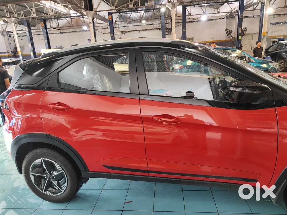 Tata Nexon 2024 Petrol 9999 Km Driven
