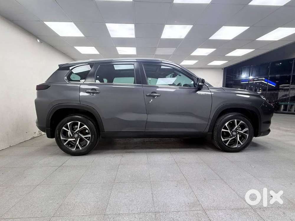 Toyota Urban Cruiser Hyryder 1.5 V Hybrid, 2024, Petrol