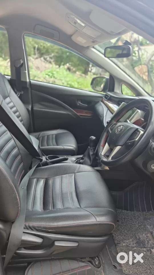 Toyota Innova Crysta [2020-ongoing] 2.4 Gx 7 Str, 2020, Diesel