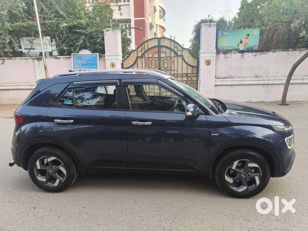 Hyundai Venue 1.0 Sx Turbo Dct, 2019, Petrol