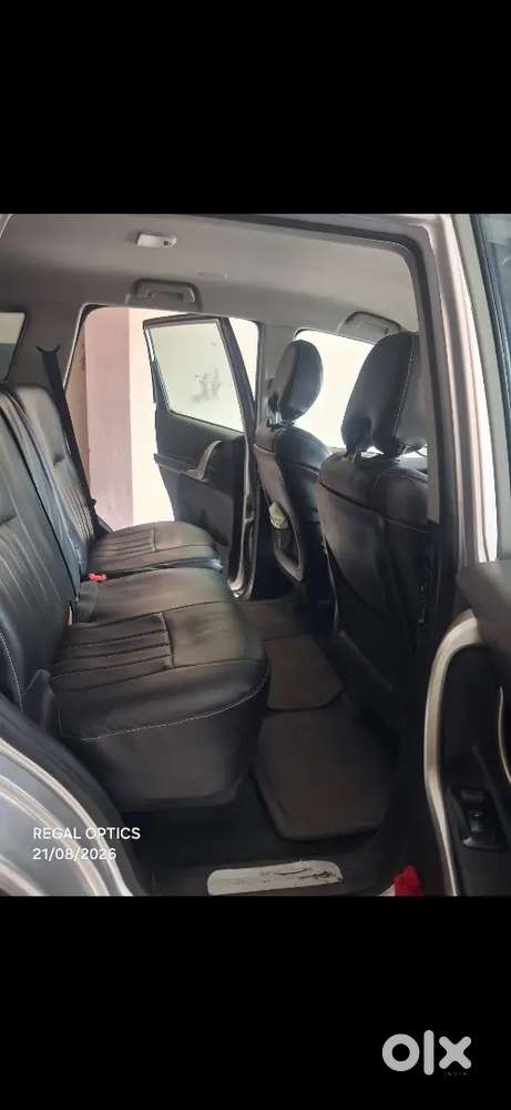 Mahindra Xuv500 2.2 W7 2019