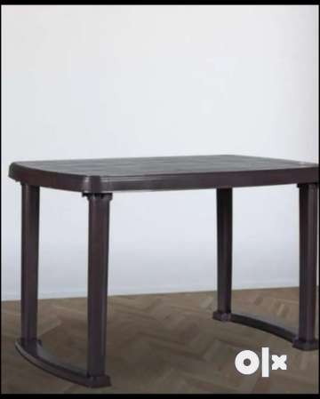 Supreme dining table 4 seater hot sale