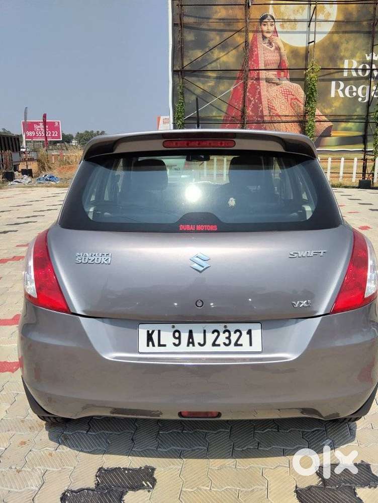 Maruti Suzuki Swift Vxi + Manual, 2015, Petrol