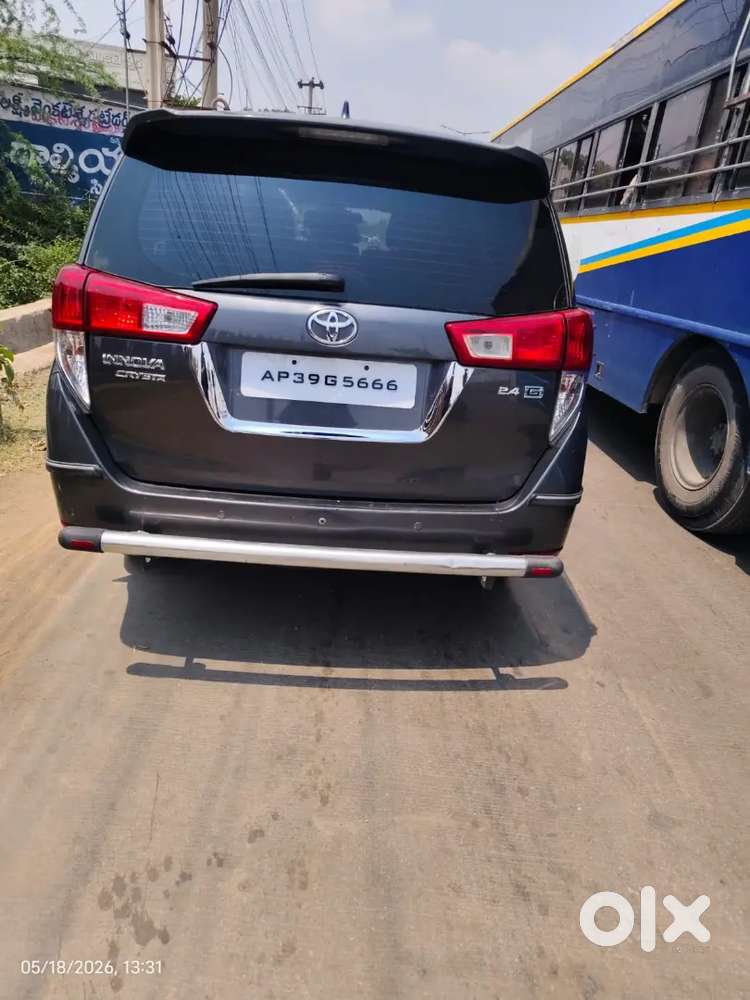 Toyota Innova Crysta Diesel 2019