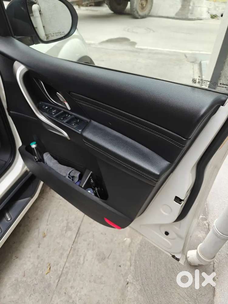 Mahindra Xuv500 2019 W11 Awd