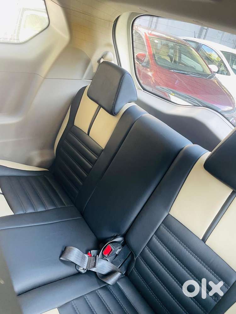 Mahindra Marazzo M6, 2019, Diesel
