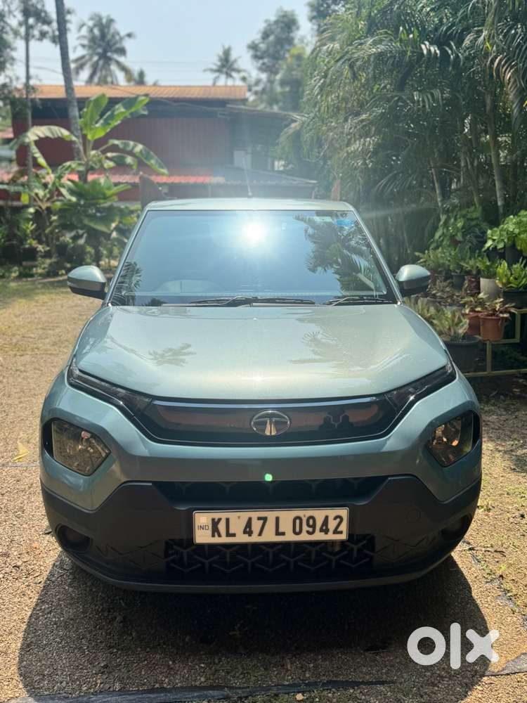 2022 Tata Punch Adventure