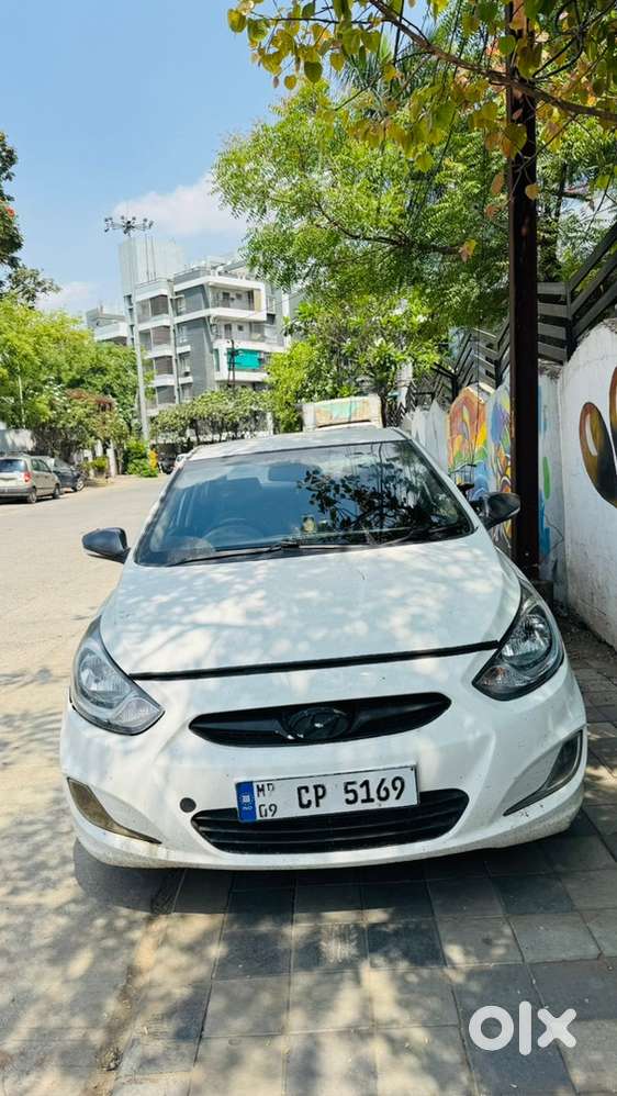 Hyundai Fluidic Verna 2014