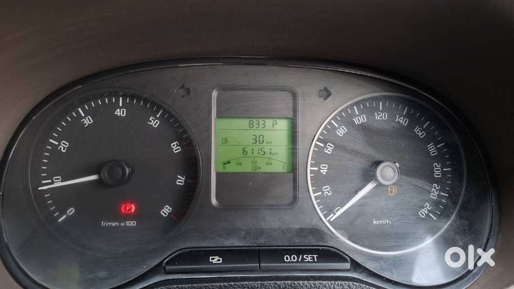 Skoda Rapid 1.6 Mpi Ambition, 2014, Petrol