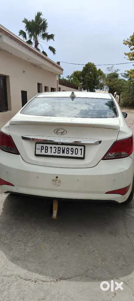 Hyundai Verna 2016 Diesel 104000 Km Driven
