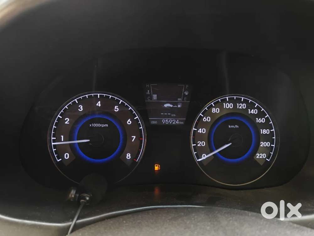 Hyundai Verna Fluidic 1.6 Vtvt Sx Opt, 2016, Petrol