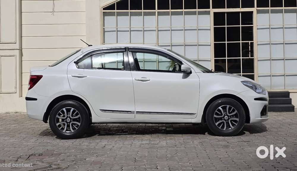 Maruti Suzuki Dzire 1.2 Vxi, 2021, Petrol