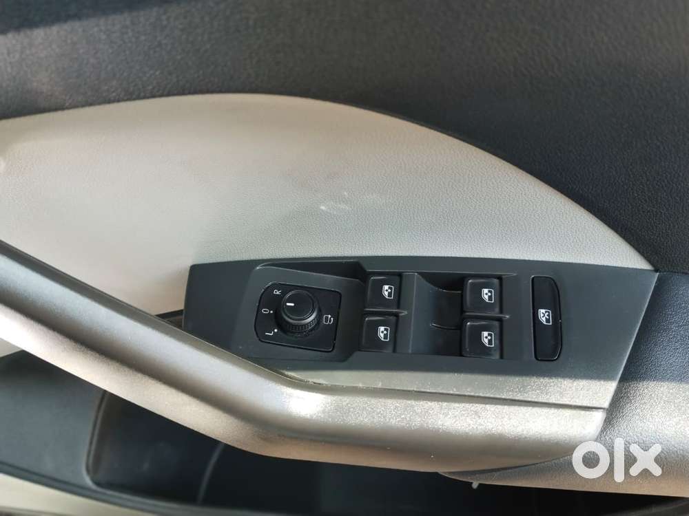 Skoda Kushaq 1.0 Tsi Style At, 2024, Petrol