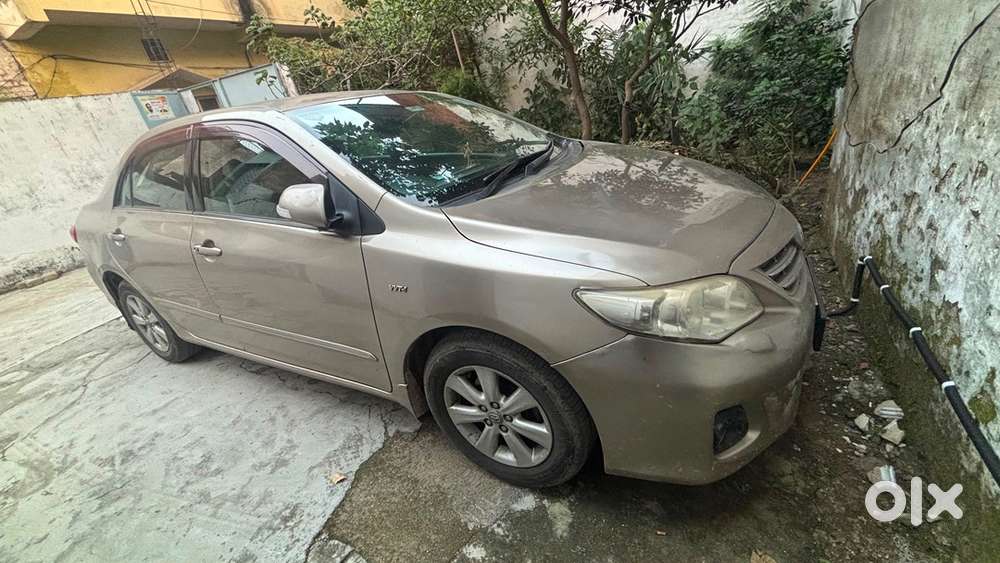 Toyota Corolla Altis 2011 Year