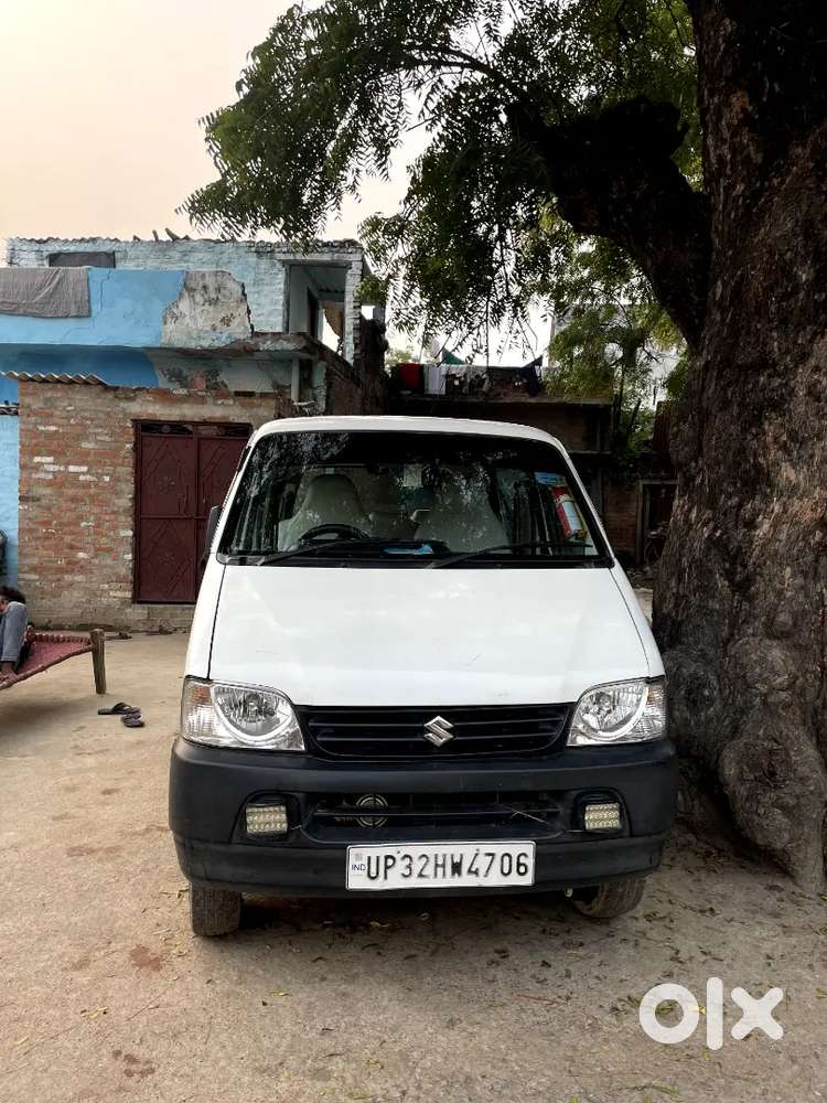 Maruti Suzuki Eeco 2017 Petrol &cng 119400 Km Driven
