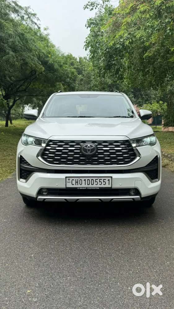 Toyota Innova Hycross, 2026, Petrol