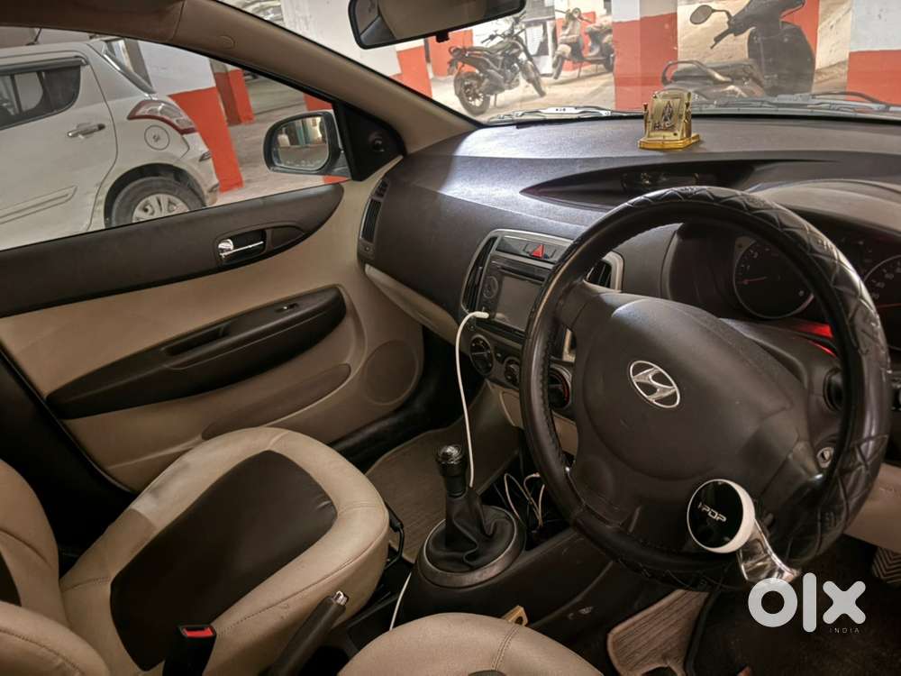 Hyundai I20 Asta Petrol 2014