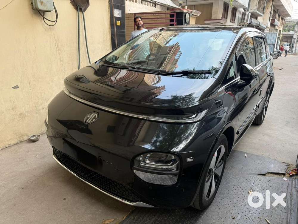 Mg Windsor Ev 2025 Electric 9100 Km Driven