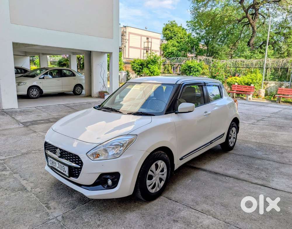 Maruti Suzuki Swift Vxi Optional, 2020, Petrol