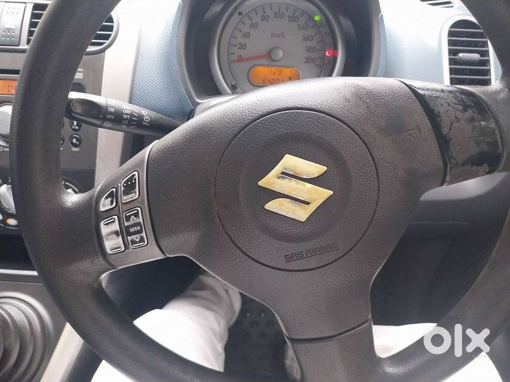 Maruti Suzuki Ritz Zxi, 2011, Petrol