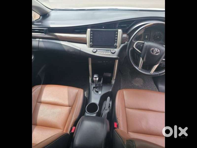 Toyota Innova Crysta [2020-ongoing] 2.4 Gx At 7 Str, 2022, Diesel