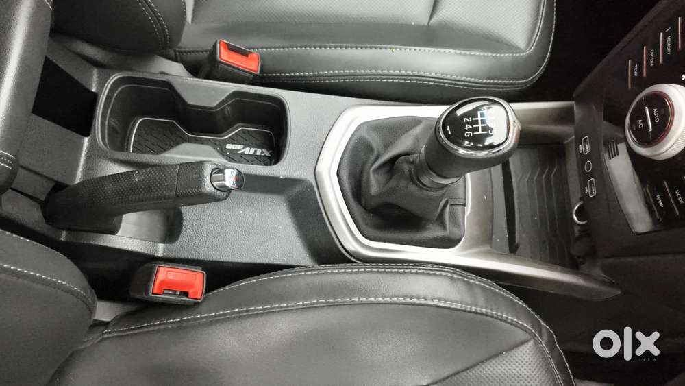Mahindra Xuv300 W8 Option, 2023, Petrol