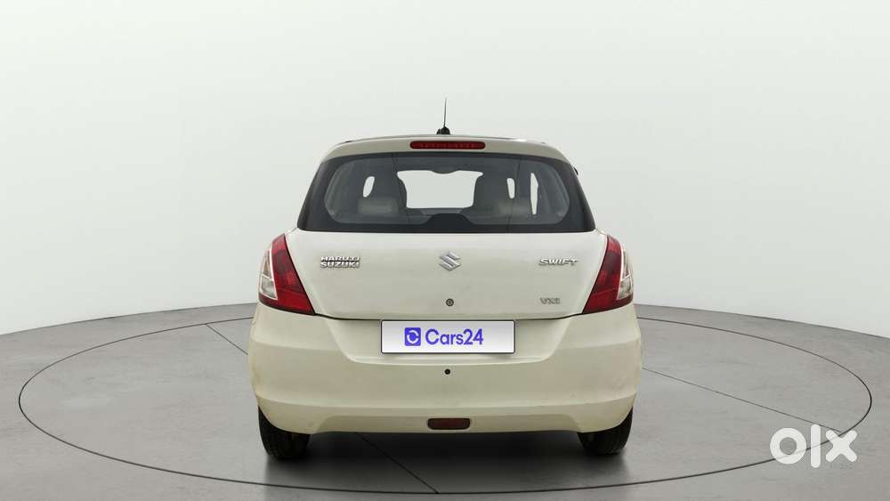 Maruti Suzuki Swift Vxi, 2015, Petrol