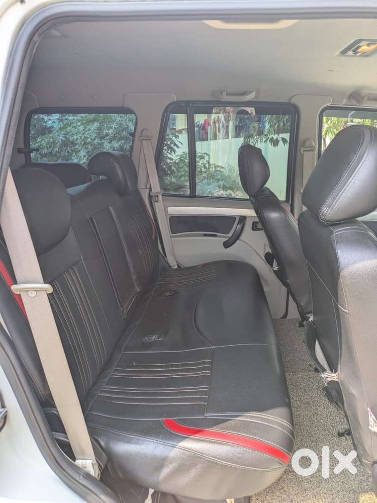 Mahindra Scorpio S11