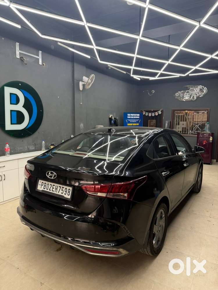 Hyundai Verna Petrol Mt 2022 All Original Car With 1 Year Gaurantee