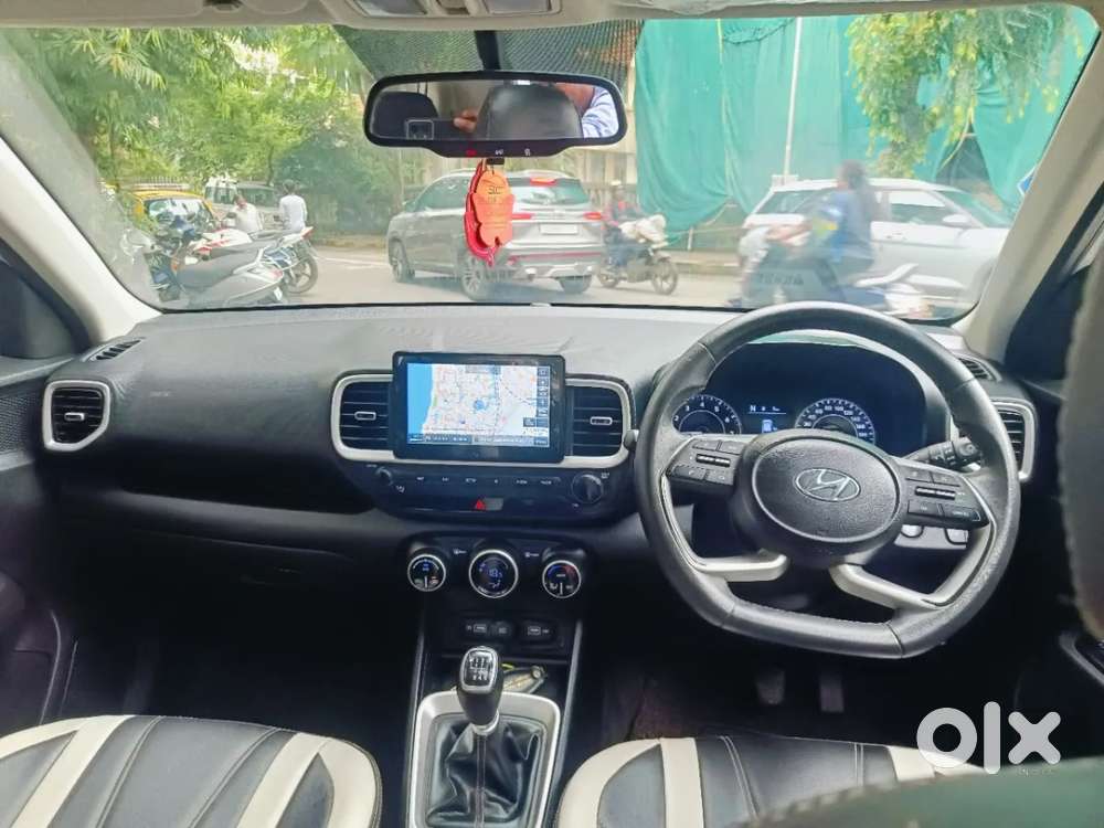 Hyundai Venue Sx (o) Mt 1.0 Turbo Dual Tone, 2021, Petrol