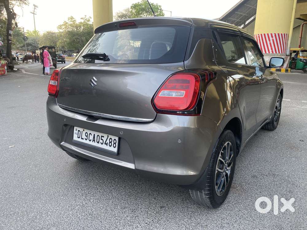Maruti Suzuki Swift Zxi Plus Amt Dual Tone, 2018, Petrol