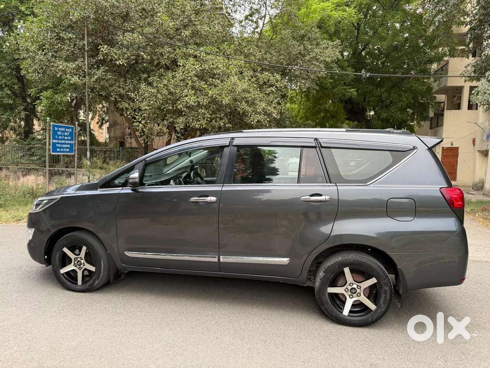 Toyota Innova Crysta 2.8 Gx At, 2018, Diesel