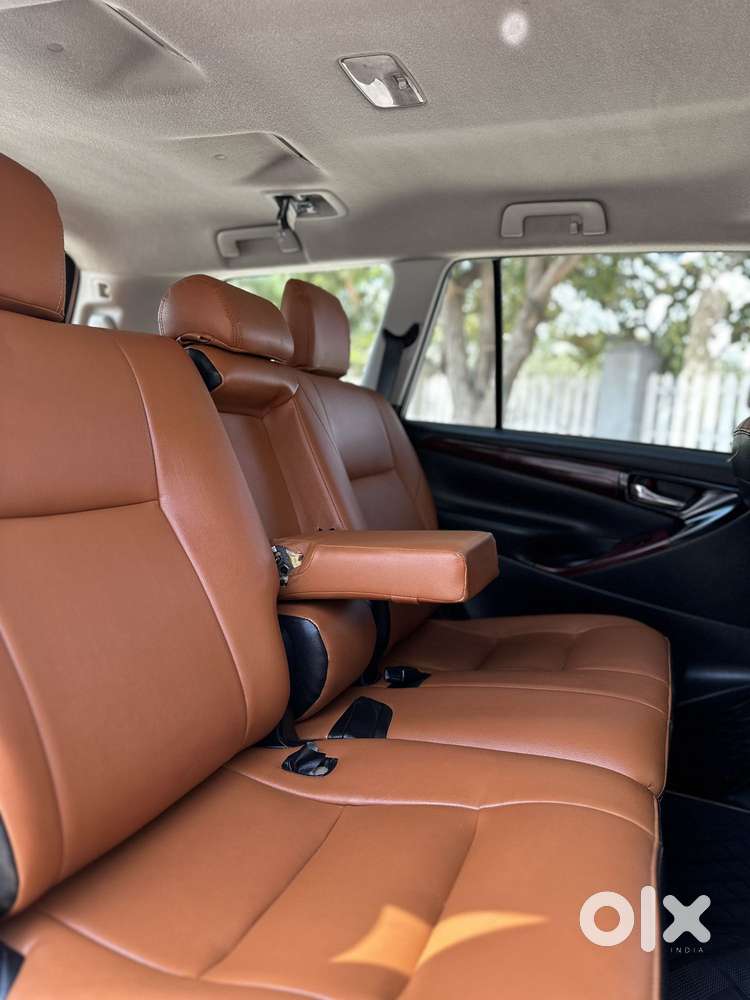 Toyota Innova Crysta 2.8 Gx At 8 Seater, 2019, Diesel