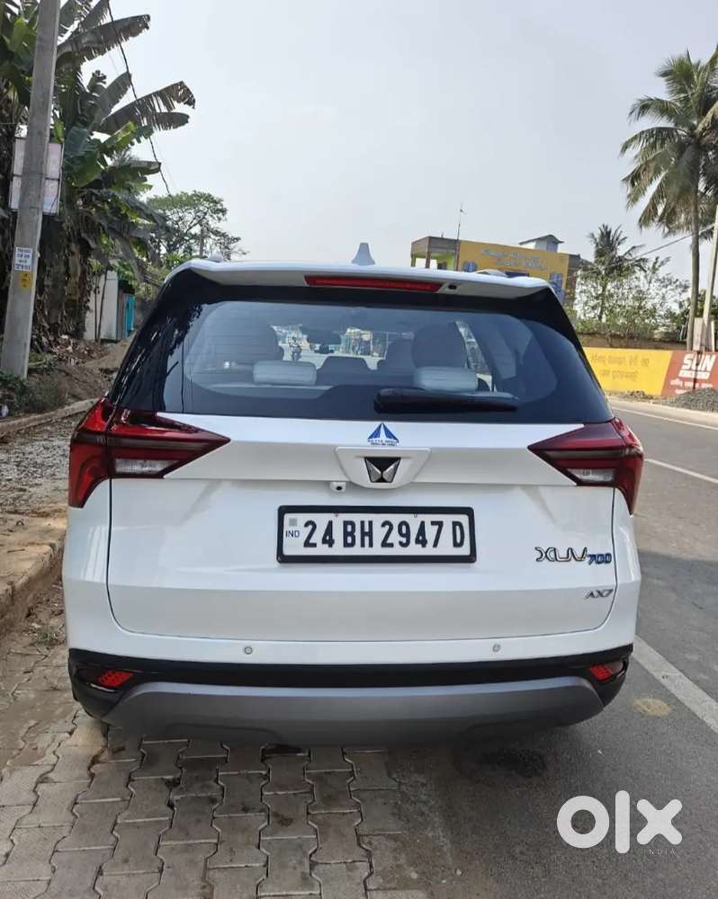 Mahindra Xuv700 2024 Petrol 14000 Km Driven